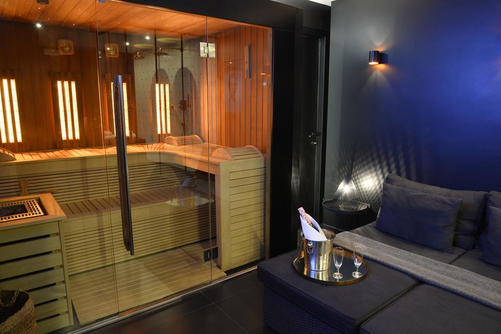 Chambre Avec Jacuzzi Sauna Privatif Brussel Buitenkant foto